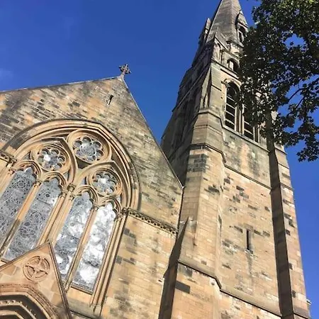 Edinburgh Festival Let Little House In A Church