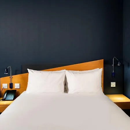 Express - - Ctr Riverside By Ihg מלון גלאזגו