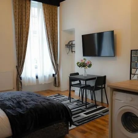 Novana Appart hôtel *
