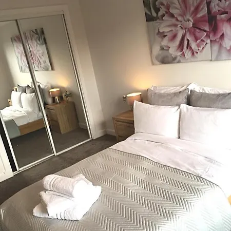 アパート West End *