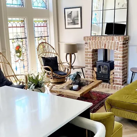 דירה Stunning 3 Bedroom Victorian Near Pollok Country Park גלאזגו