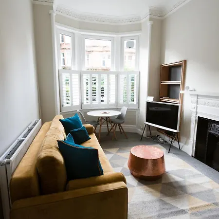 Apartamento Per7-fm - 1 Bed Ground Floor Flat, Near Cessnock Subway *