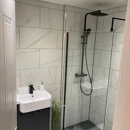 Perfectly Situated Luxury 2 Bedroom 格拉斯哥