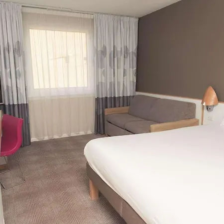 Novotel Centre