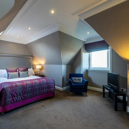 Hotel Sherbrooke Castle 4*