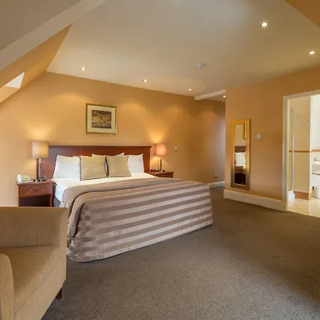 Hotel Sherbrooke Castle