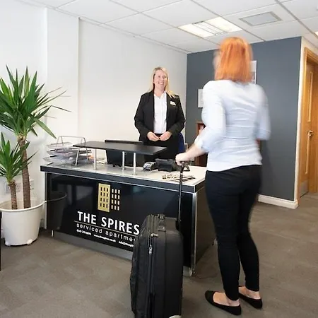The Spires Serviced Lägenhet *