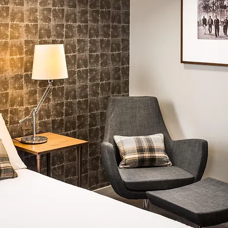 Hotel West By Compass Hospitality 3*