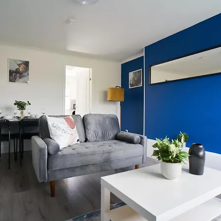 Dunalastair Apartment *