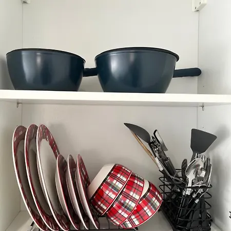 Modern Comfy One Bed - Free Parking *