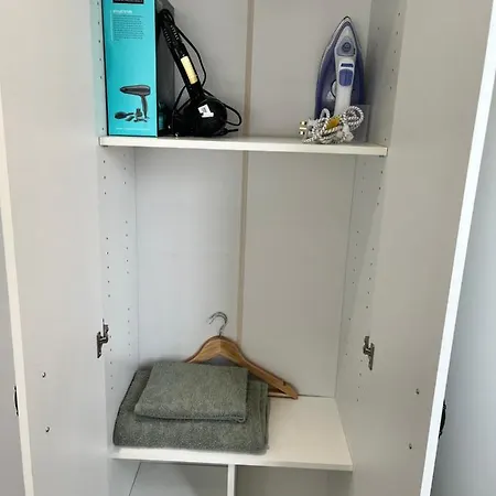 Apartman Modern Comfy One Bed - Free Parking