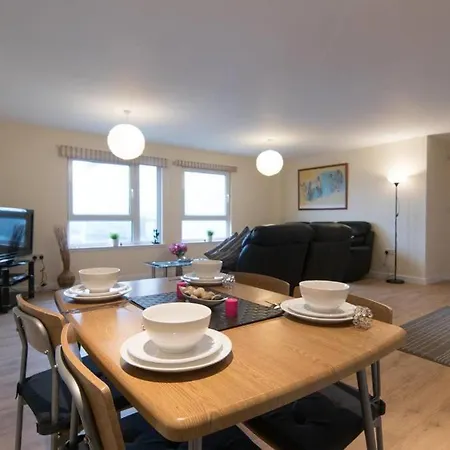 Apartment Executive 2 Bed 2 Bath - Free Parking