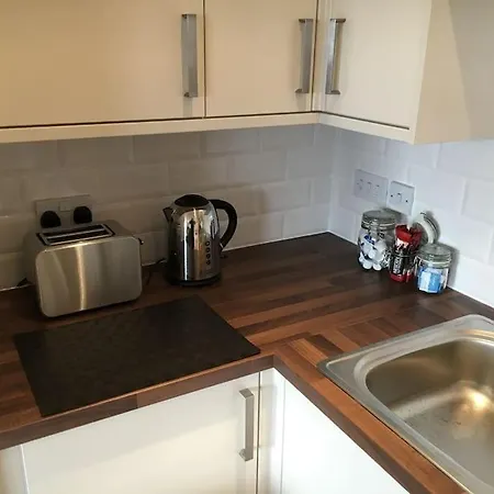 Executive 2 Bed 2 Bath - Free Parking * Glasgow