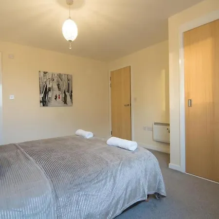 Apartment Executive 2 Bed 2 Bath - Free Parking