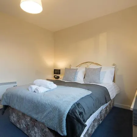 Apartment Executive 2 Bed 2 Bath - Free Parking Glasgow