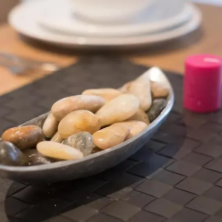 Executive 2 Bed 2 Bath - Free Parking Glasgow