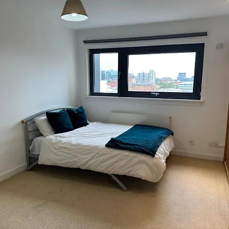 Secc Hydro Penthouse 글라스고