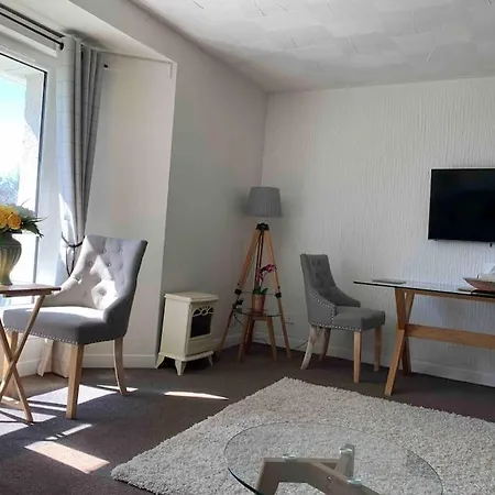 Facing Spacious Free Parking Apartamento