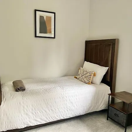 Ideal 2 Bedroom Holiday home *