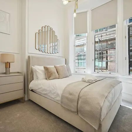 Luxurious 2 Bed Blythswood Flat Apartment Glasgow