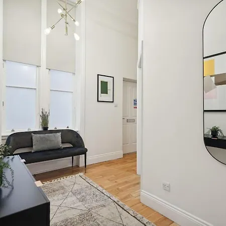 Luxurious 2 Bed Blythswood Flat