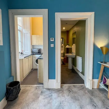 Cozy Of Glasgows West End Glasgow