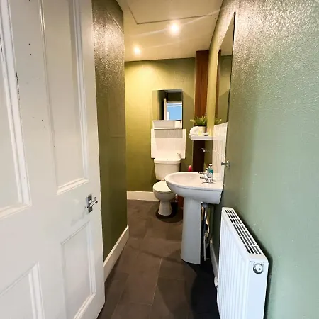 Apartament Cozy Of Glasgows West End *