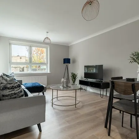 Shaw Apartmán *