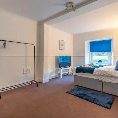 The Wilton * Glasgow