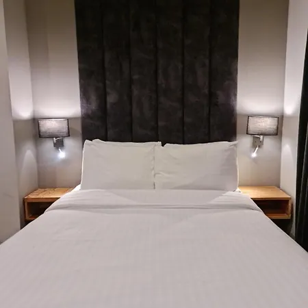 Vcity 3* Glasgow