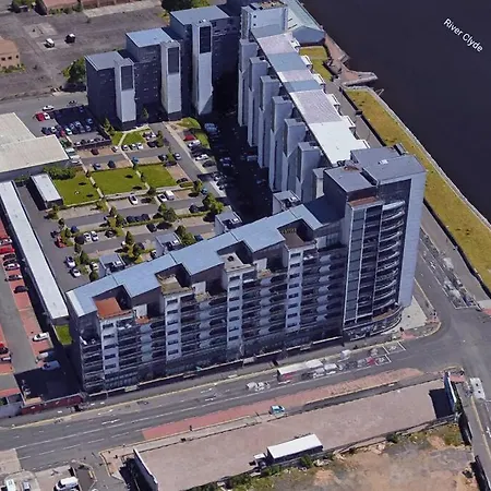 Glasgow, Finnieston Luxury 2 Bed With Parking, E-check In, Hi-fi