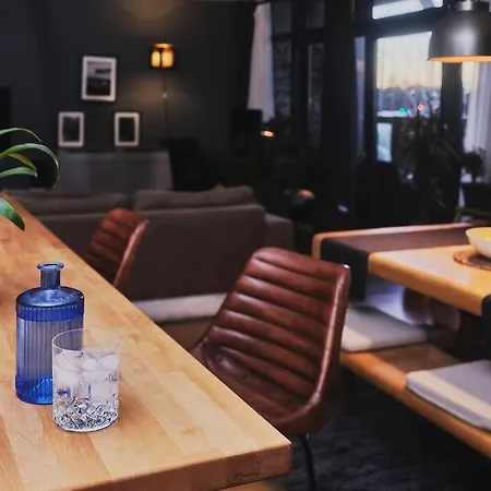 Glasgow, Finnieston Luxury 2 Bed With Parking, E-check In, Hi-fi アパート