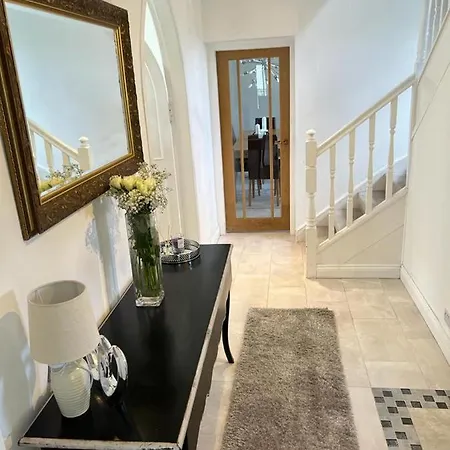 Large Country Mansion In Newton Mearns Dom wakacyjny Glasgow