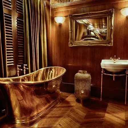 Hotel House Of Gods *