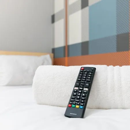Easyhotel