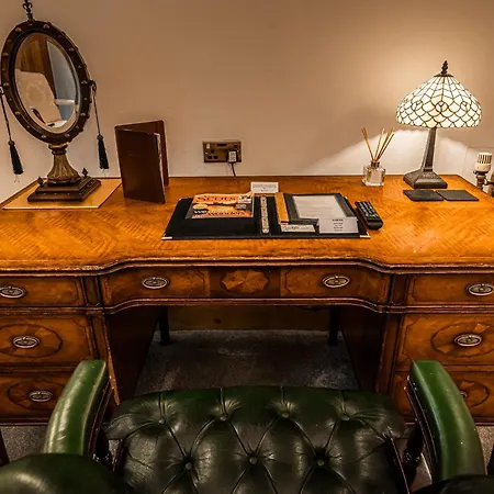 The Alamo Guest house 4*
