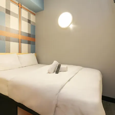 Hotel Easyhotel 2*