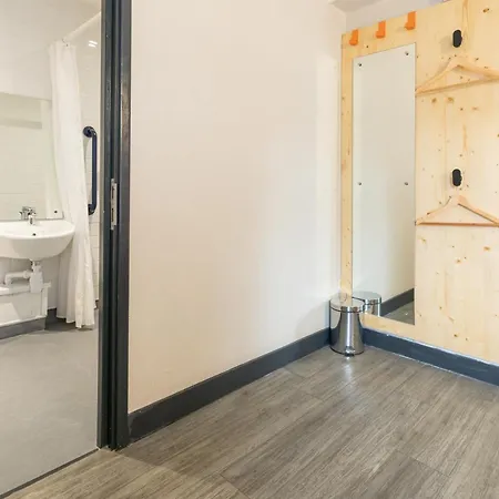 Ξενοδοχείο Easyhotel