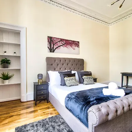 Daire Stunning 5 Bedroom Apt, Close To Centre, Sec, Hydro And Motorway Glasgow