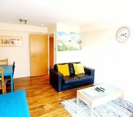 Daire 2 Bedroom In The Heart Of The Centre, Perfect Location *