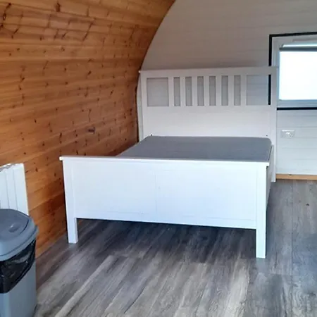 Campsie Glen 홀리데이파크 3*