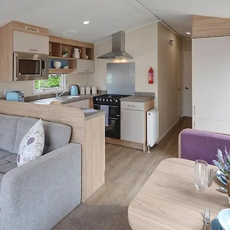 Campsie Glen 홀리데이파크 3*