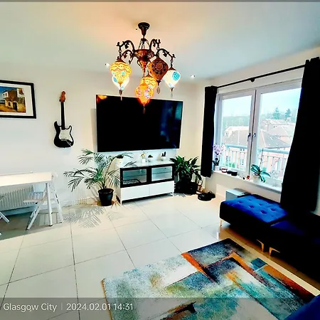 La Casita, Your Away From - Free Parking Apartment Glasgow