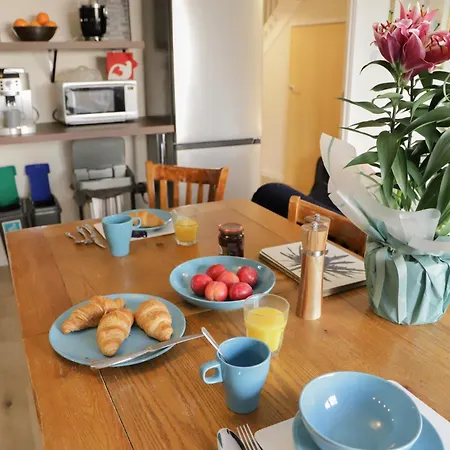 Number1townhouse With Private Balcony & Parking