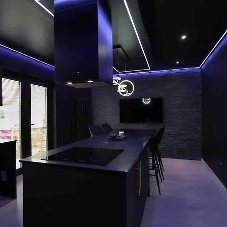 Luxury Couples Get-away Apartman *