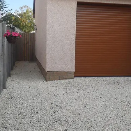 Abernethy 2 Apartment *