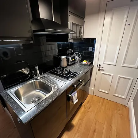 Amani - Centre Hotel apartamentowy Glasgow