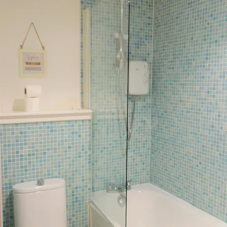 Daire 2 Bedroom In The Heart Of The Centre, Perfect Location Glasgow