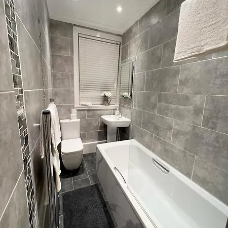 アパート Lovely 2 Bed Close To Silverburn Mall