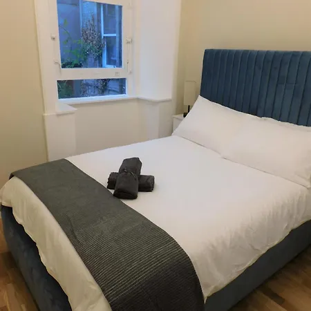 Beautiful 3 Bed In The Centre * Glasgow